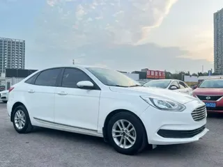 Ford Escort 2019 купить из Китая, цена 1 024 000 ₽ — Suifenhe Auto