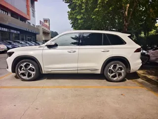 Geely Xingyue L 2025 купить из Китая, цена 3 065 000 ₽ — Suifenhe Auto