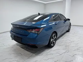 Hyundai Elantra 2023 купить из Китая, цена 1 504 000 ₽ — Suifenhe Auto