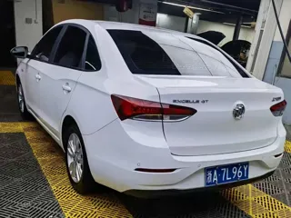Buick Excelle GT 2021 купить из Китая, цена 1 260 000 ₽ — Suifenhe Auto