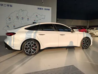 Audi A5L Sportback 2025 купить из Китая, цена 5 971 000 ₽ — Suifenhe Auto