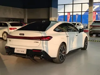 Audi A5L Sportback 2025 купить из Китая, цена 5 971 000 ₽ — Suifenhe Auto