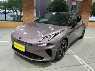 Lynk & Co 07 EM-P 2025 купить из Китая, цена 3 956 000 ₽ — Suifenhe Auto