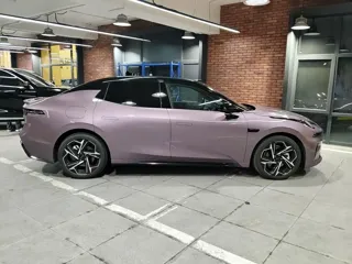 Lynk & Co 07 EM-P 2025 купить из Китая, цена 3 956 000 ₽ — Suifenhe Auto