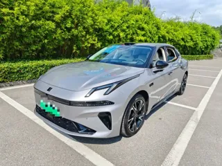 Lynk & Co 07 EM-P 2025 купить из Китая, цена 3 708 000 ₽ — Suifenhe Auto