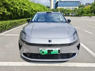 Lynk & Co 07 EM-P 2025 купить из Китая, цена 3 708 000 ₽ — Suifenhe Auto