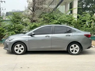 Chevrolet Cavalier 2019 купить из Китая, цена 842 000 ₽ — Suifenhe Auto