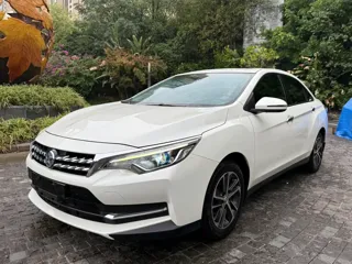 Venucia D60 2018 купить из Китая, цена 1 167 000 ₽ — Suifenhe Auto