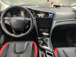 Venucia D60 2018 купить из Китая, цена 1 131 000 ₽ — Suifenhe Auto