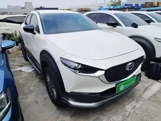 Mazda CX-30 EV 2023 купить из Китая, цена 3 234 000 ₽ — Suifenhe Auto