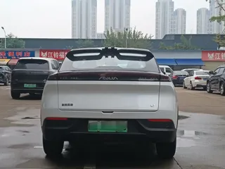 Dongfeng L7 2026 купить из Китая, цена 2 008 000 ₽ — Suifenhe Auto