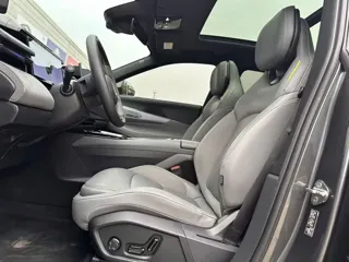 Lynk & Co 08 EM-P 2024 купить из Китая, цена 3 669 000 ₽ — Suifenhe Auto
