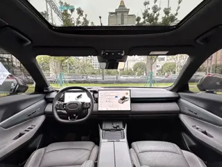 Lynk & Co 08 EM-P 2024 купить из Китая, цена 3 669 000 ₽ — Suifenhe Auto