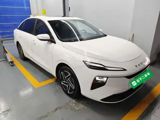 Roewe D6 2025 купить из Китая, цена 1 737 000 ₽ — Suifenhe Auto