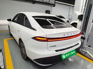 Roewe D6 2025 купить из Китая, цена 1 737 000 ₽ — Suifenhe Auto