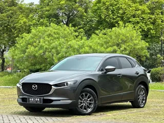 Mazda CX-30 2024 купить из Китая, цена 2 000 000 ₽ — Suifenhe Auto