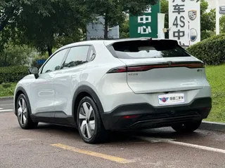 Deepal S05 2024 купить из Китая, цена 3 389 000 ₽ — Suifenhe Auto
