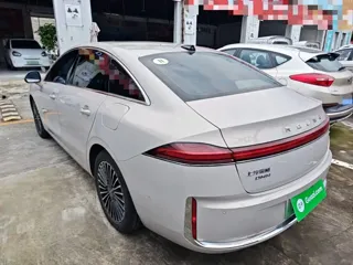 Roewe M7 DMH 2025 купить из Китая, цена 2 855 000 ₽ — Suifenhe Auto