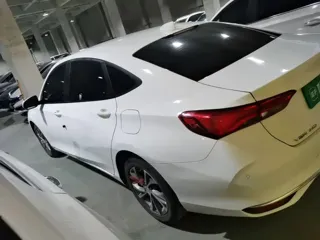 Buick Verano 2025 купить из Китая, цена 2 457 000 ₽ — Suifenhe Auto