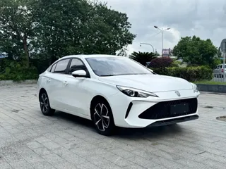 Roewe i5 2023 купить из Китая, цена 874 000 ₽ — Suifenhe Auto