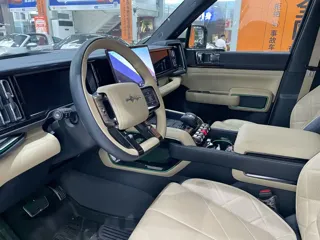 Fangchengbao Bao 5 2024 купить из Китая, цена 7 025 000 ₽ — Suifenhe Auto