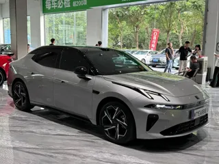 Lynk & Co 07 EM-P 2026 купить из Китая, цена 3 882 000 ₽ — Suifenhe Auto