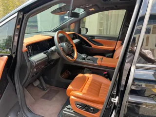 GAC Trumpchi E9 2024 купить из Китая, цена 5 356 000 ₽ — Suifenhe Auto