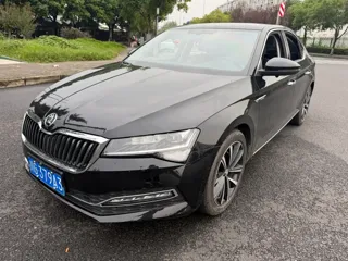 Skoda Superb 2025 купить из Китая, цена 2 293 000 ₽ — Suifenhe Auto
