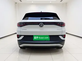 Volkswagen ID.4 CROZZ 2021 купить из Китая, цена 3 605 000 ₽ — Suifenhe Auto