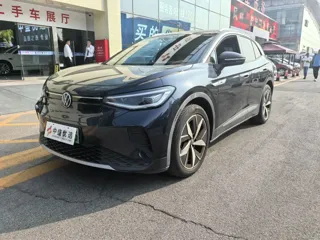Volkswagen ID.4 CROZZ 2022 купить из Китая, цена 4 001 000 ₽ — Suifenhe Auto