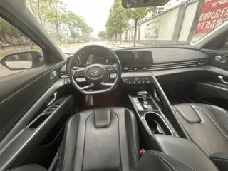 Hyundai Elantra 2021 купить из Китая, цена 1 235 000 ₽ — Suifenhe Auto