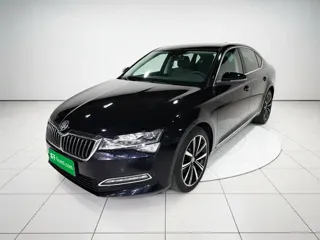 Skoda Superb 2024 купить из Китая, цена 2 596 000 ₽ — Suifenhe Auto
