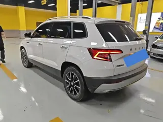 Skoda Karoq 2021 купить из Китая, цена 1 503 000 ₽ — Suifenhe Auto
