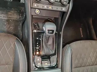 Skoda Karoq 2021 купить из Китая, цена 1 503 000 ₽ — Suifenhe Auto