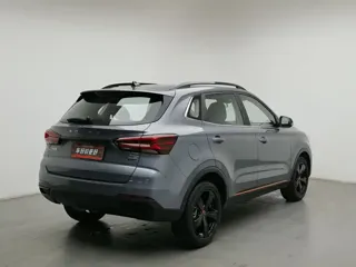 Roewe RX3 2023 купить из Китая, цена 1 196 000 ₽ — Suifenhe Auto