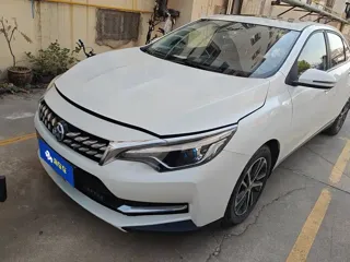 Venucia D60 2019 купить из Китая, цена 1 172 000 ₽ — Suifenhe Auto