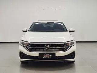Volkswagen Sagitar 2022 купить из Китая, цена 1 580 000 ₽ — Suifenhe Auto