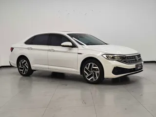 Volkswagen Sagitar 2022 купить из Китая, цена 1 580 000 ₽ — Suifenhe Auto