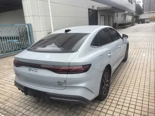 BYD Qin 2026 купить из Китая, цена 2 981 000 ₽ — Suifenhe Auto