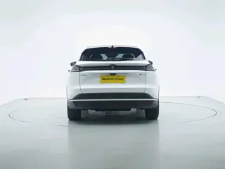 Deepal S07 2026 купить из Китая, цена 4 348 000 ₽ — Suifenhe Auto