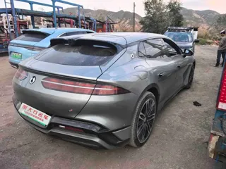 Denza Z9 2024 купить из Китая, цена 7 878 000 ₽ — Suifenhe Auto