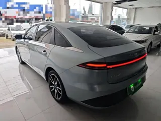Roewe D6 2025 купить из Китая, цена 1 815 000 ₽ — Suifenhe Auto