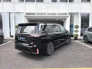 Voyah Dreamer 2025 купить из Китая, цена 8 617 000 ₽ — Suifenhe Auto