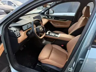 Geely Boyue L 2025 купить из Китая, цена 3 106 000 ₽ — Suifenhe Auto