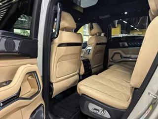 Fangchengbao Bao 8 2024 купить из Китая, цена 9 155 000 ₽ — Suifenhe Auto