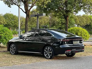 Chery Arrizo 8 PRO 2026 купить из Китая, цена 2 930 000 ₽ — Suifenhe Auto