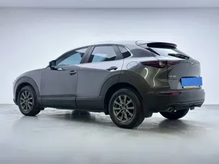 Mazda CX-30 2023 купить из Китая, цена 2 002 000 ₽ — Suifenhe Auto