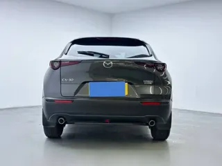 Mazda CX-30 2023 купить из Китая, цена 2 002 000 ₽ — Suifenhe Auto