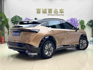 Nissan ARIYA 2022 купить из Китая, цена 4 687 000 ₽ — Suifenhe Auto