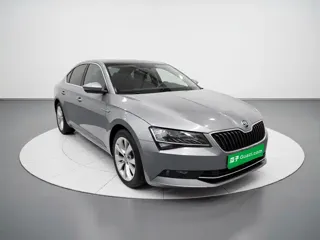 Skoda Superb 2018 купить из Китая, цена 1 273 000 ₽ — Suifenhe Auto
